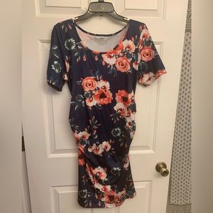 Floral maternity dress